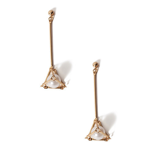 NOTHING BUT LOVE Серьги "Жемчужная пирамида"