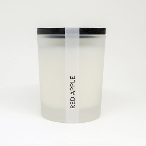 LUMI CANDLE CO. Ароматическая свеча frost Red apple 250