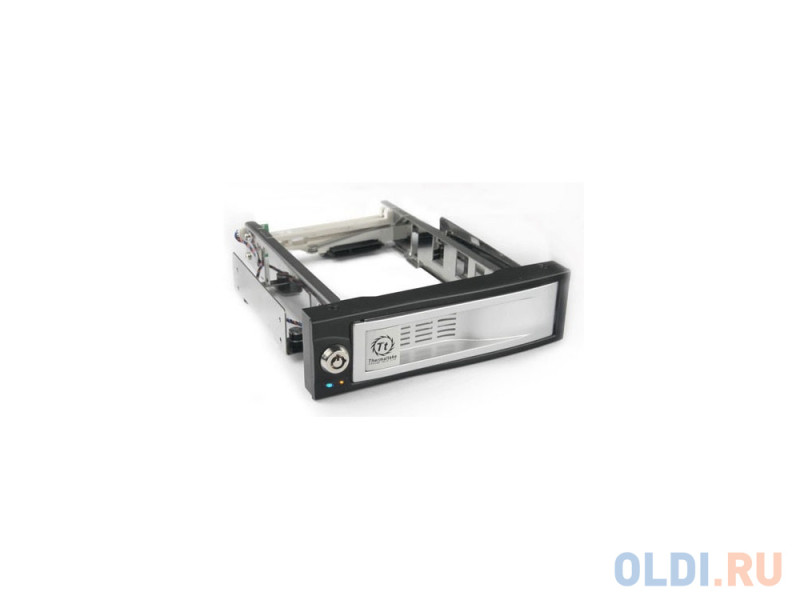 Сменный бокс Thermaltake Max4 N0023SN switch hotswap 3.5" SATA HDD SATA to SATA