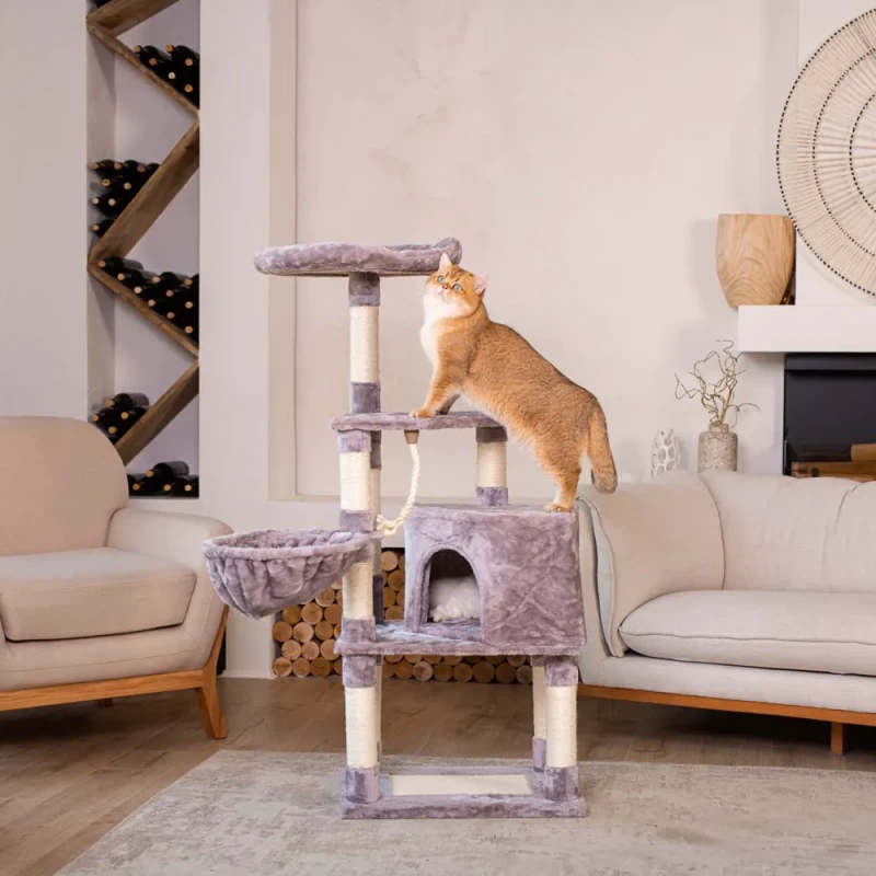 Petmax Дом-когтеточка (55,5х40,5х133,5 см) с гамаком и лежанкой для кошек